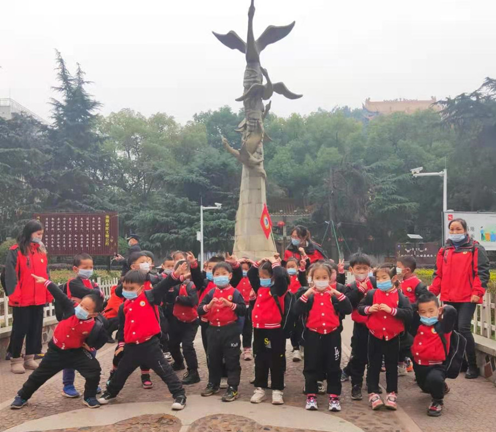 衡陽幼高專附屬幼兒園舉行研學活動
