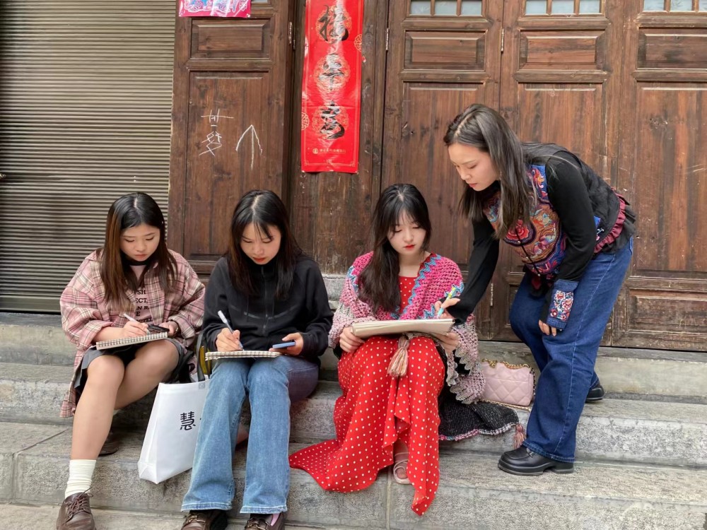 寫意湘西，紅色記憶丨2023年藝術(shù)系湘西寫生采風(fēng)側(cè)記