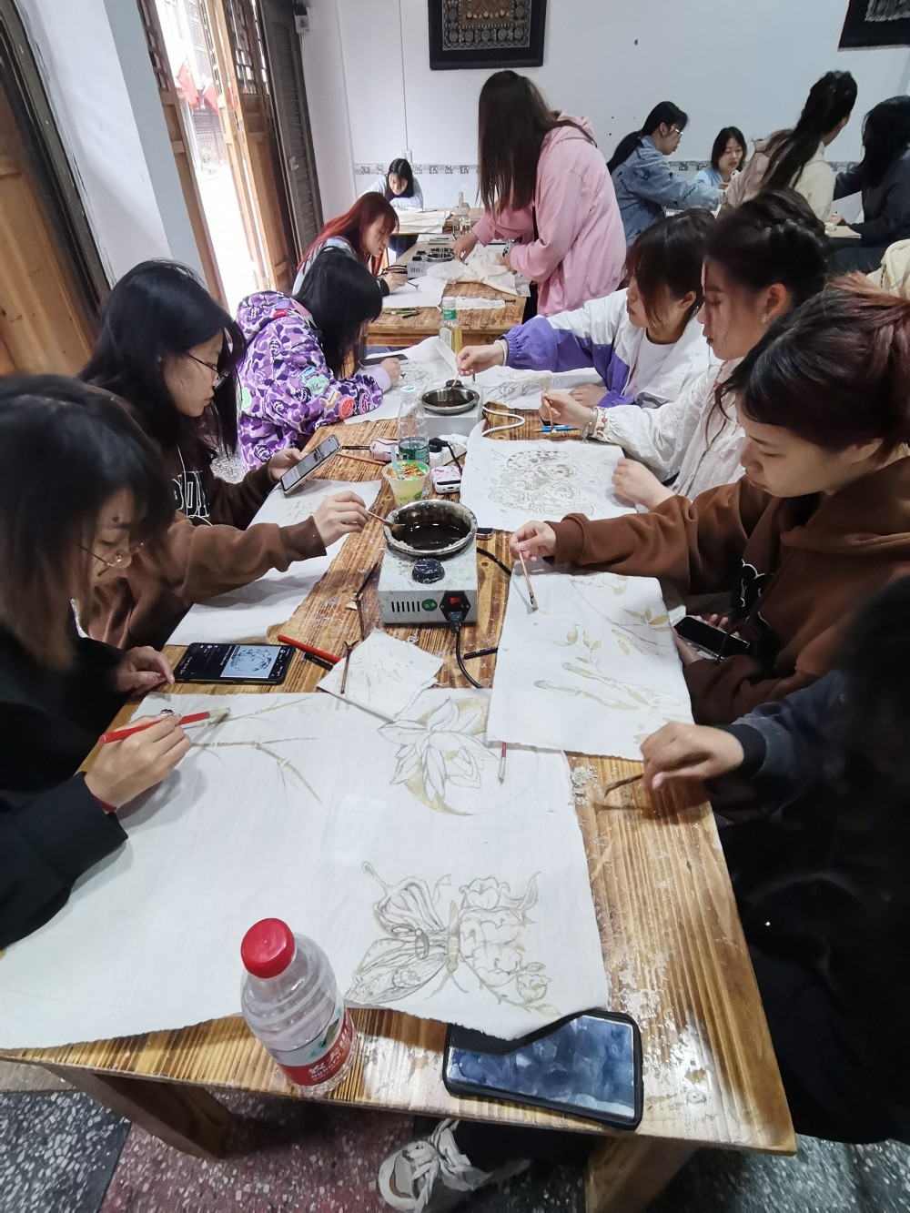 寫意湘西，紅色記憶丨2023年藝術(shù)系湘西寫生采風(fēng)側(cè)記
