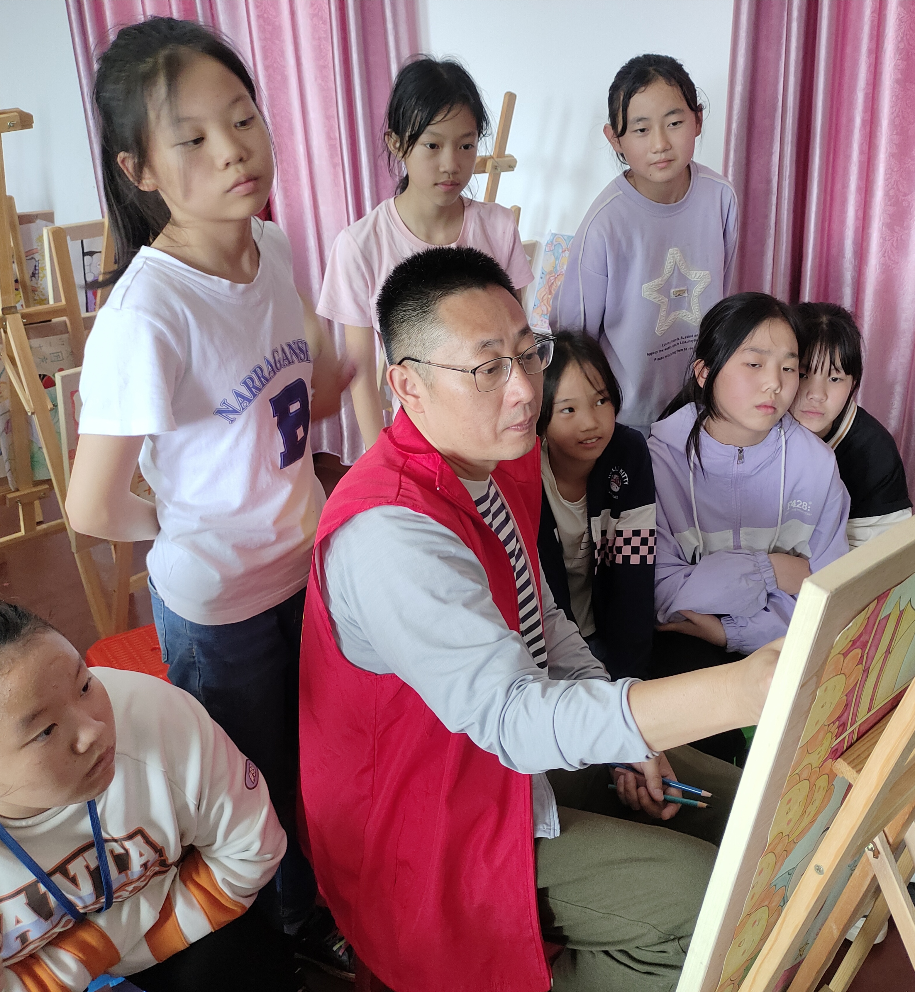 為了每一個(gè)孩子的美好童年 ——衡陽幼兒師專小學(xué)教育系赴衡南縣硫市小學(xué)開展留守兒童結(jié)對幫扶活動(dòng)