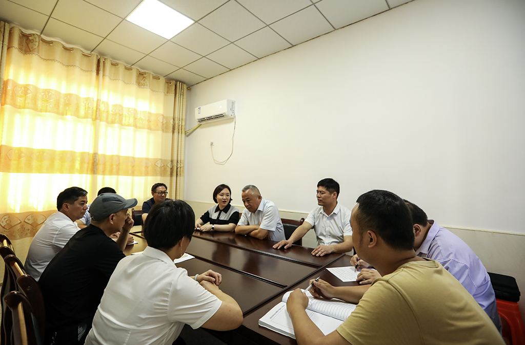開啟新征程  瞄準新目標  建立新功業(yè) ——我校鄉(xiāng)村振興工作隊完成隊員輪換